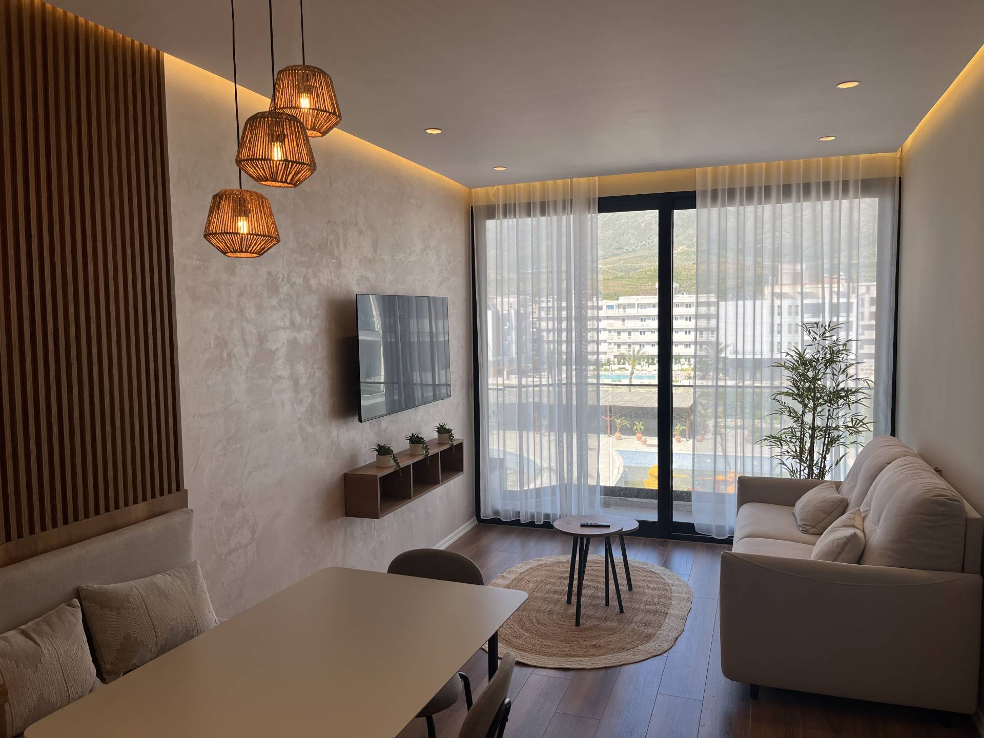 Gallery 01